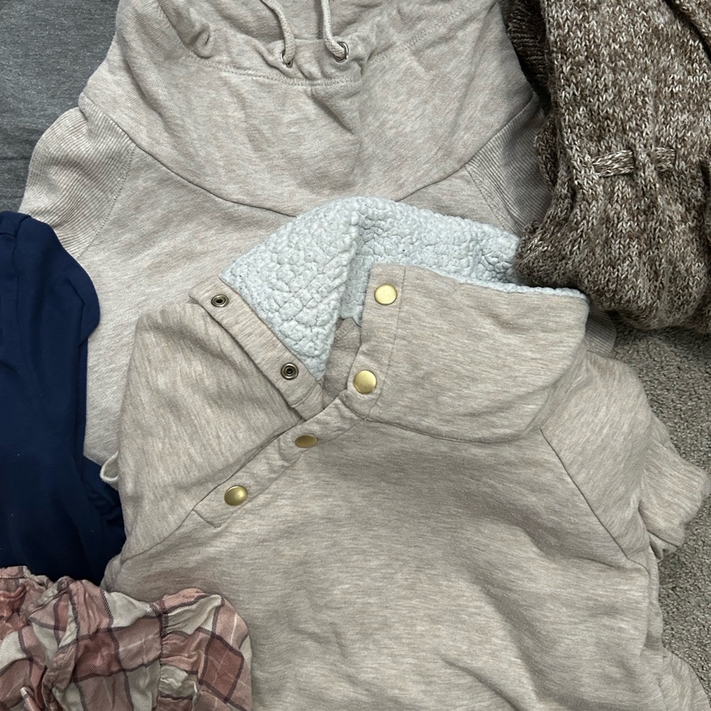 COPY - Maternity tops